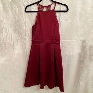 Small maroon Altar’d State dress